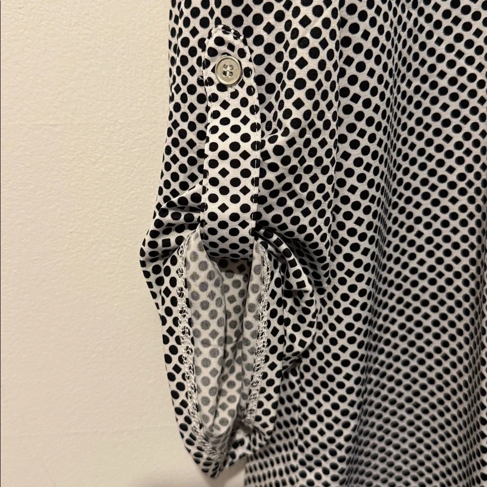 Women’s NY Collection Black and White Patterned Blouse - Picture 4 of 7